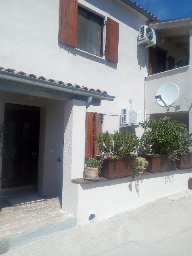 Apartment Fojba Πούλα Εξωτερικό φωτογραφία